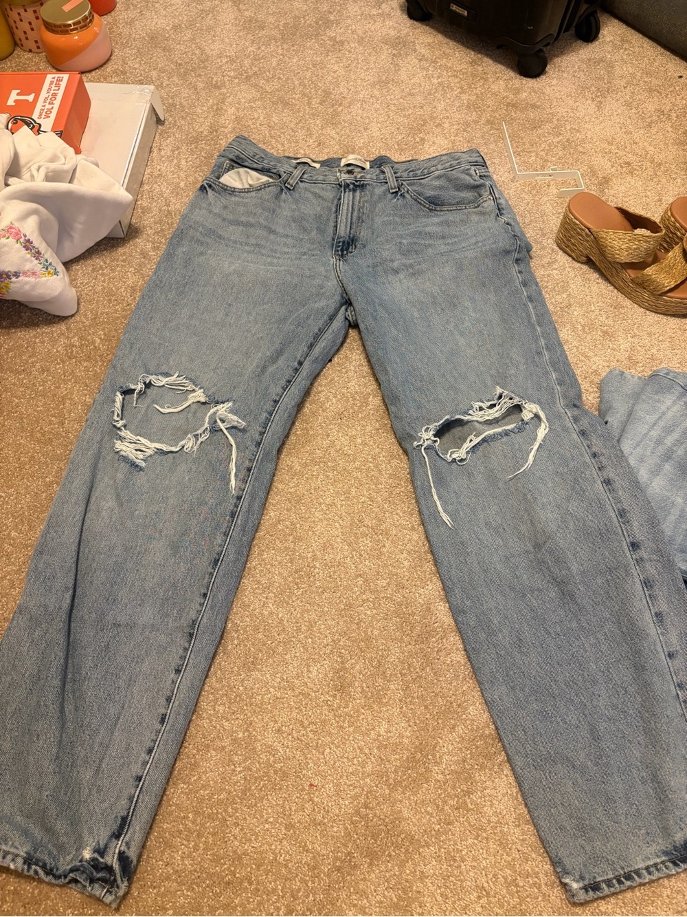 Universal Thread Light Blue Distressed High-Rise Jeans